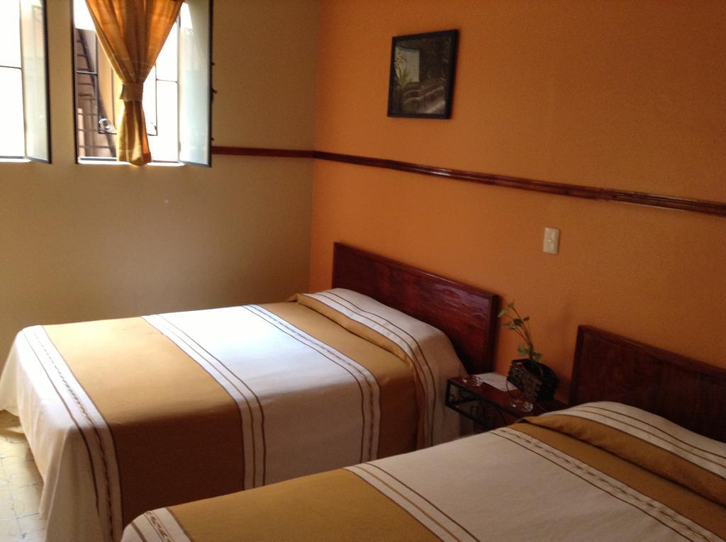 Los Faroles Hotel Uruapan (Michoacan) Εξωτερικό φωτογραφία
