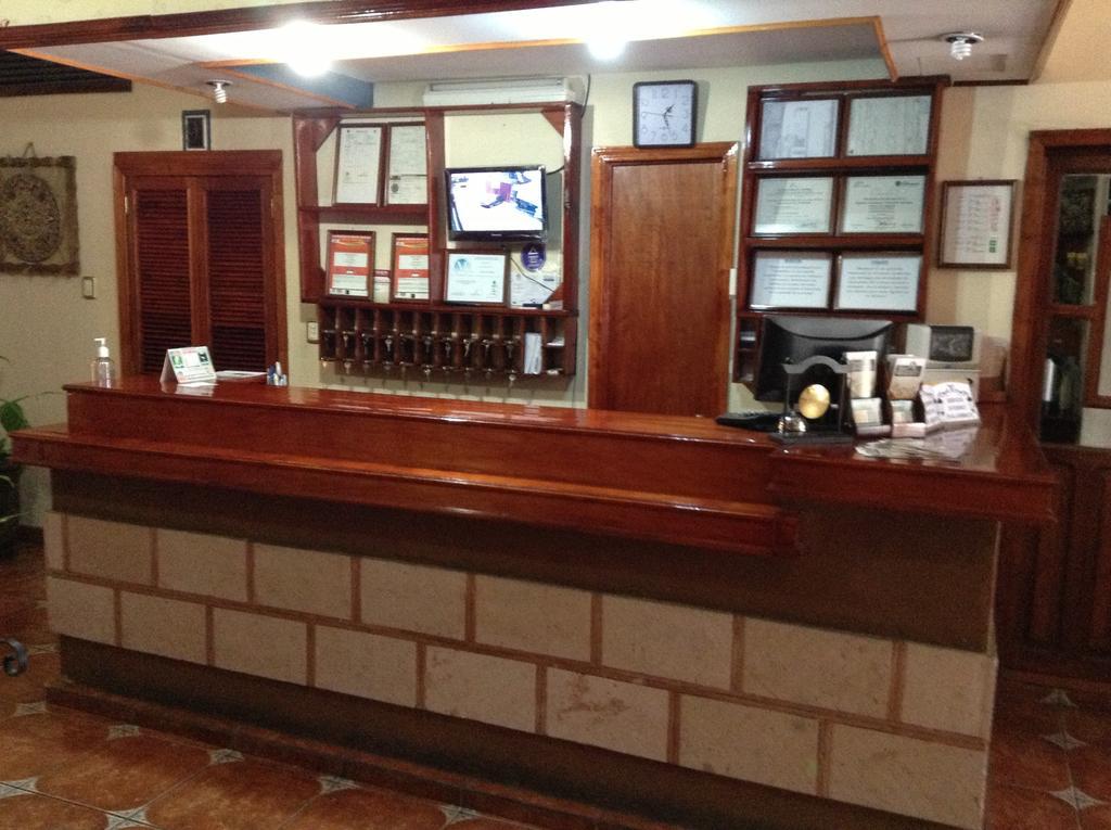Los Faroles Hotel Uruapan (Michoacan) Εξωτερικό φωτογραφία